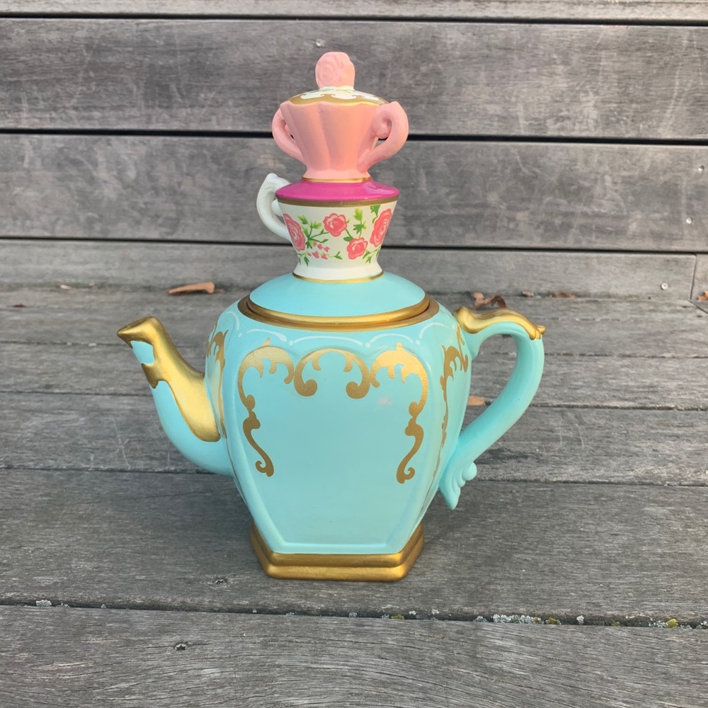 David’s- Alice in Wonderland style cookie jar